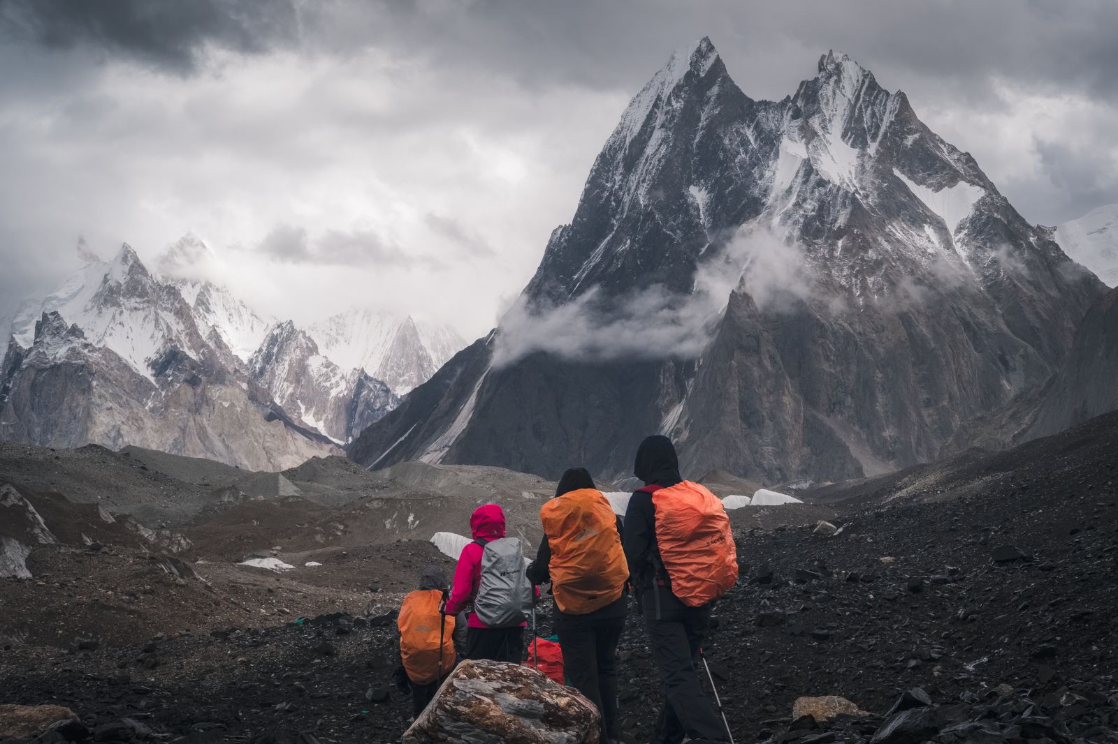 Tips for Hiking in the Rain (Enjoyably) | Epic Expeditions